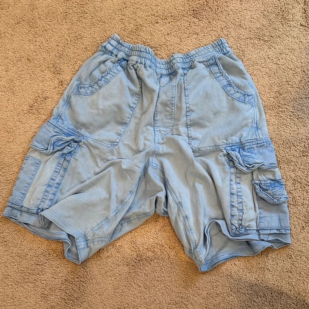 Free People Sky Blue Cargo Shorts for Men - Picture 1 of 3